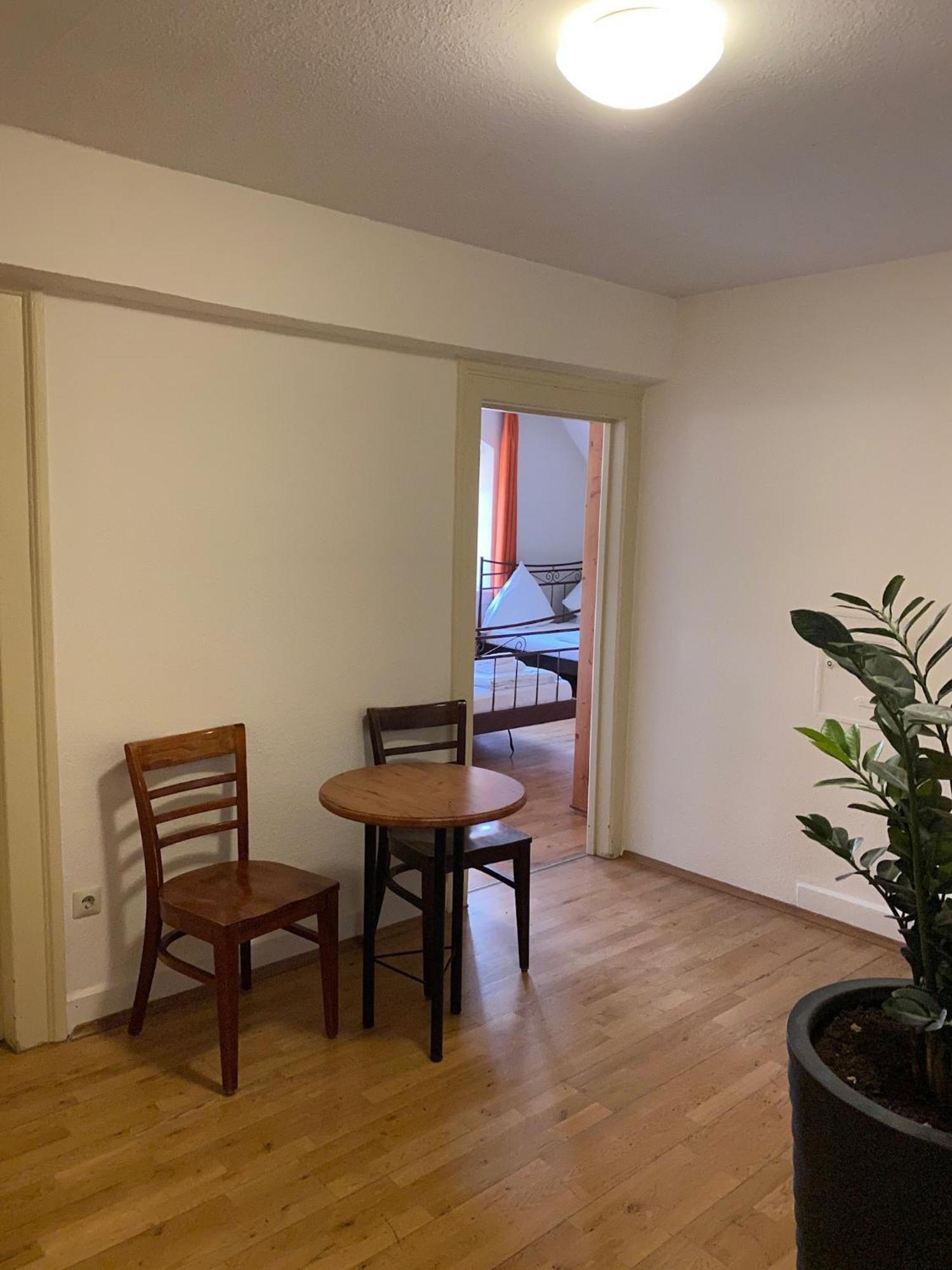 Hotel Gasthaus Schuetzen Freiburg im Breisgau Kamer foto
