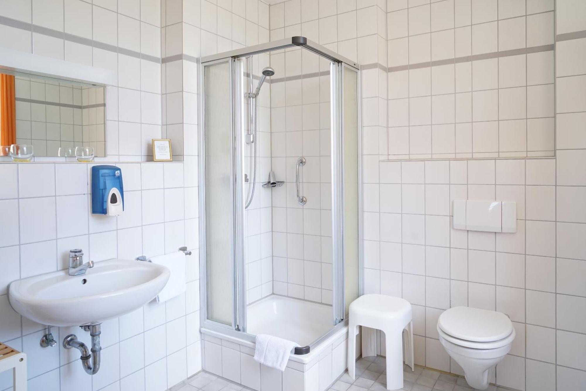 Hotel Gasthaus Schuetzen Freiburg im Breisgau Kamer foto